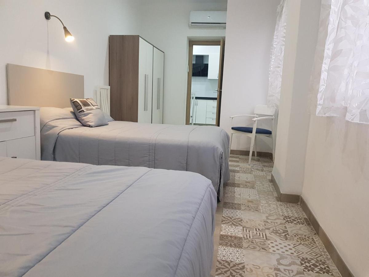 Luceros Apartamentos Alicante Dış mekan fotoğraf